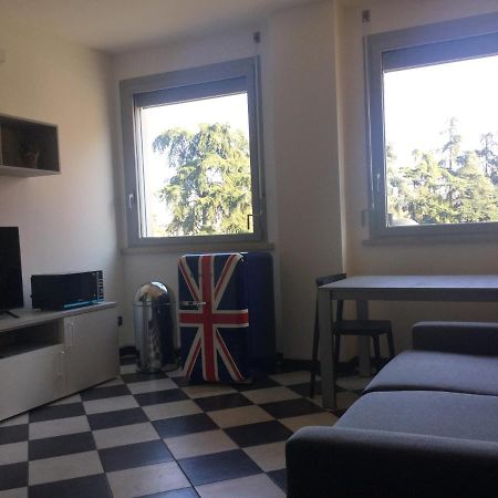 Sub14 Suite Con 2 Camere Da Letto Grandi Реджонель-Эмилия Экстерьер фото